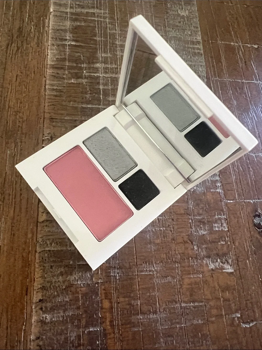Clinique Vera All about Shadow Duo 09 Smoke & Mirrors 21 Silverlinning 08 Cupid